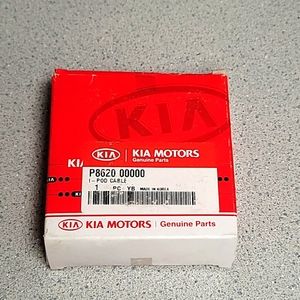 2007-2016 KIA P8620-00000 Ipod Audio Cable Adapter. New in box.